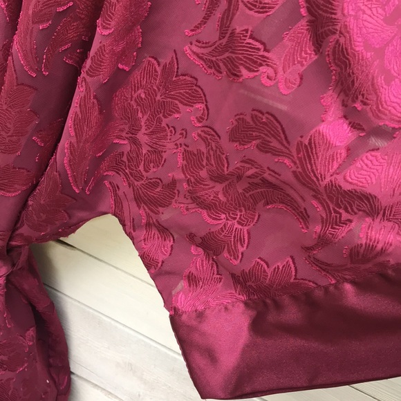 Frederick’s of Hollywood Lingerie Set Wine Lace Chemise & Kimono Sz 2X Bows - Picture 10 of 11